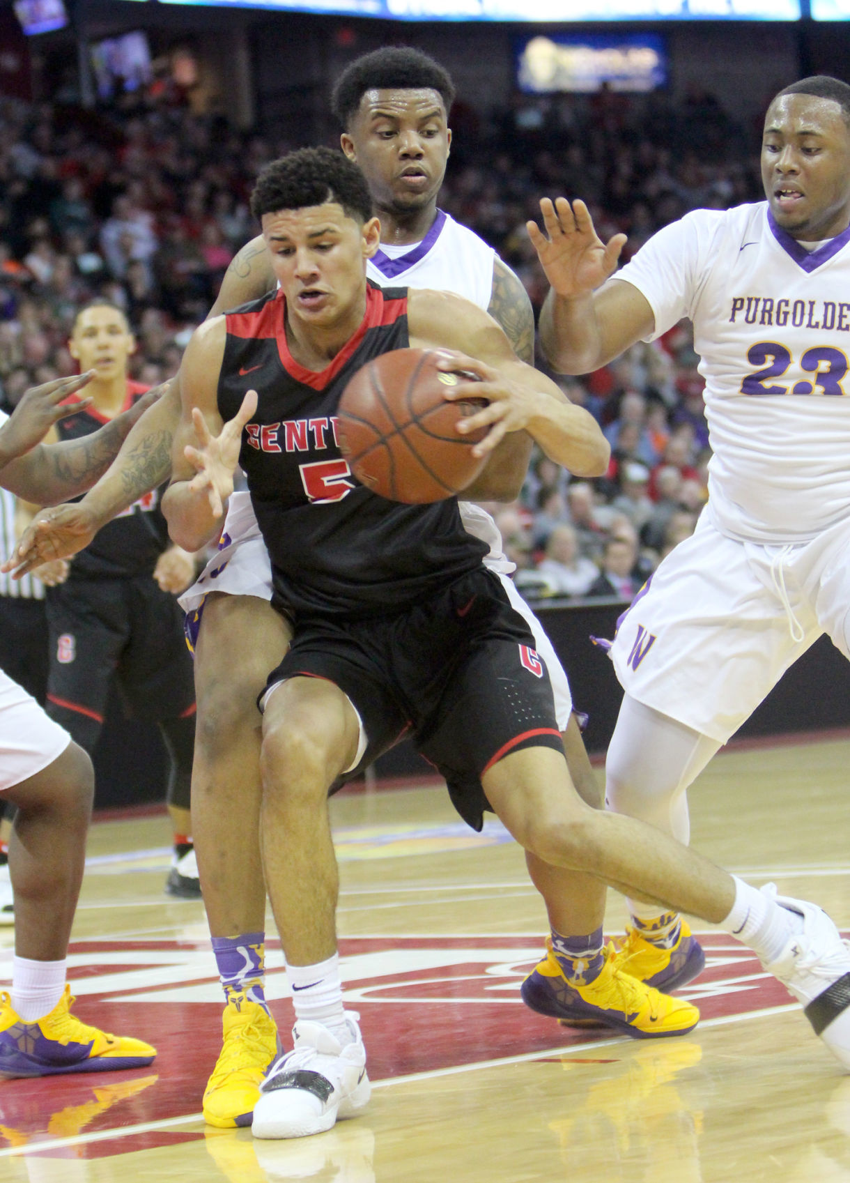 March 15: La Crosse Central vs. Milwaukee Washington